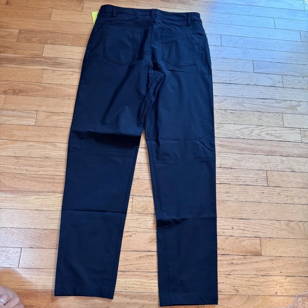 All In Motion Mens 360 Lifestyle Relaxed Fit 5-Pocket Pants Black 32x32 UPF 50+